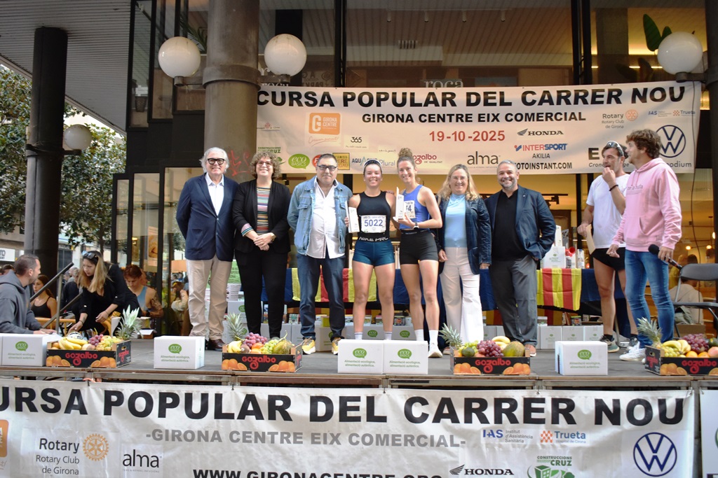 Podi dels 5 km categoria femenina de la 46a cursa popular del carrer Nou