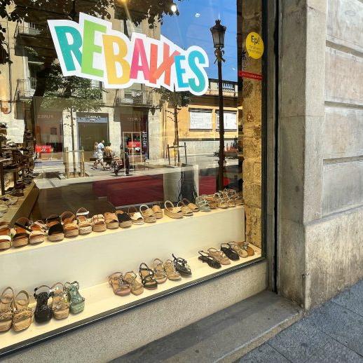 El gran gruix del petit comerç comença avui les rebaixes d’estiu