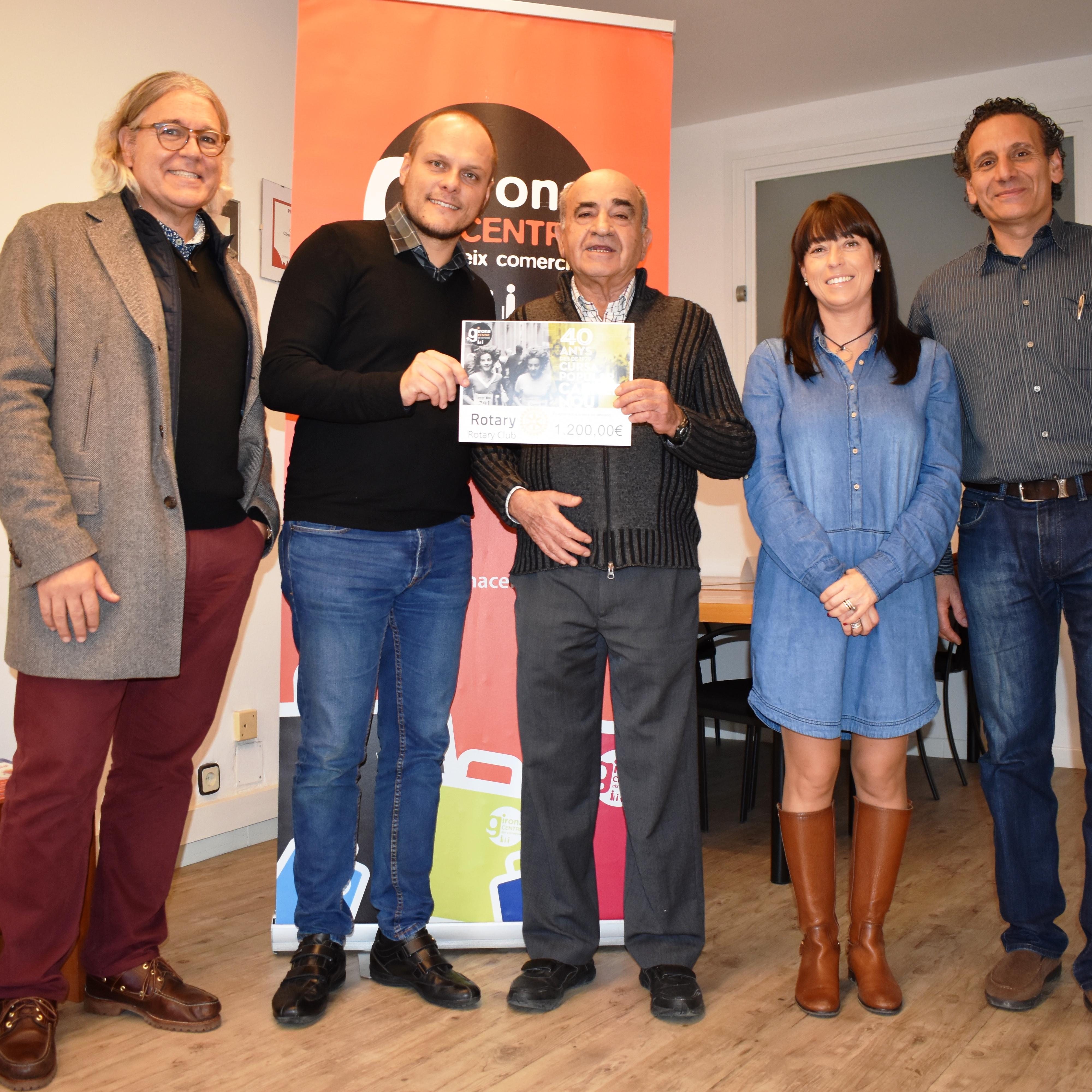 Donació de la Cursa Popular del Carrer Nou al Rotary Club Girona