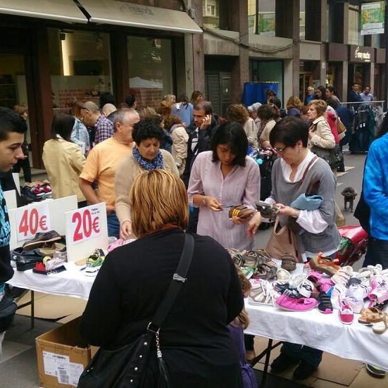 Girona Centre dedicarà el muntatge “Temps de Flors” a la feina diària del petit comerç
