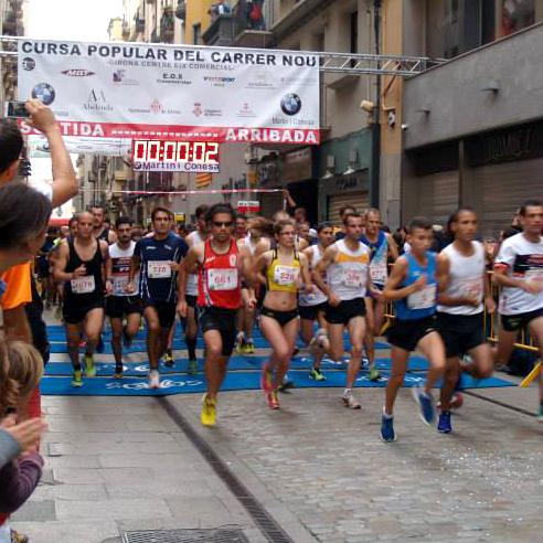 La Cursa Popular del Carrer Nou Girona Centre Eix Comercial manté el sostre de la participació i impulsa l'esperit participatiu entre els més petits