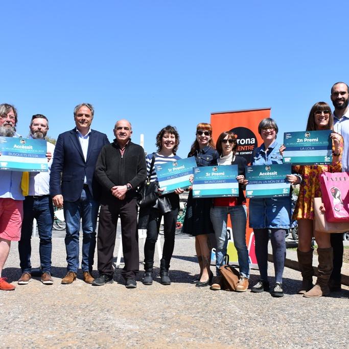 Plàstic Store, guanyador del primer concurs d’aparadors musicals de Girona
