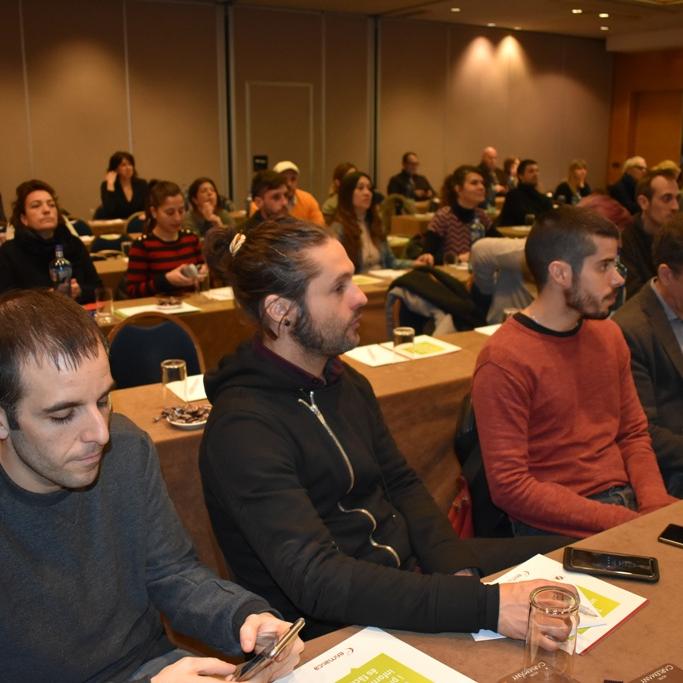 Empresaris del comerç, el turisme i la restauració aborden els canvis de la nova llei de protecció de dades