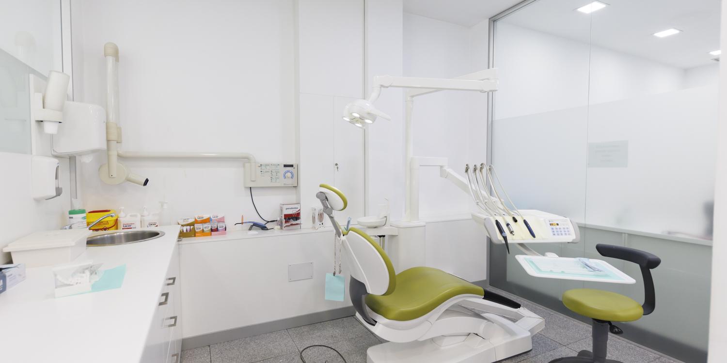 clinica implantdent