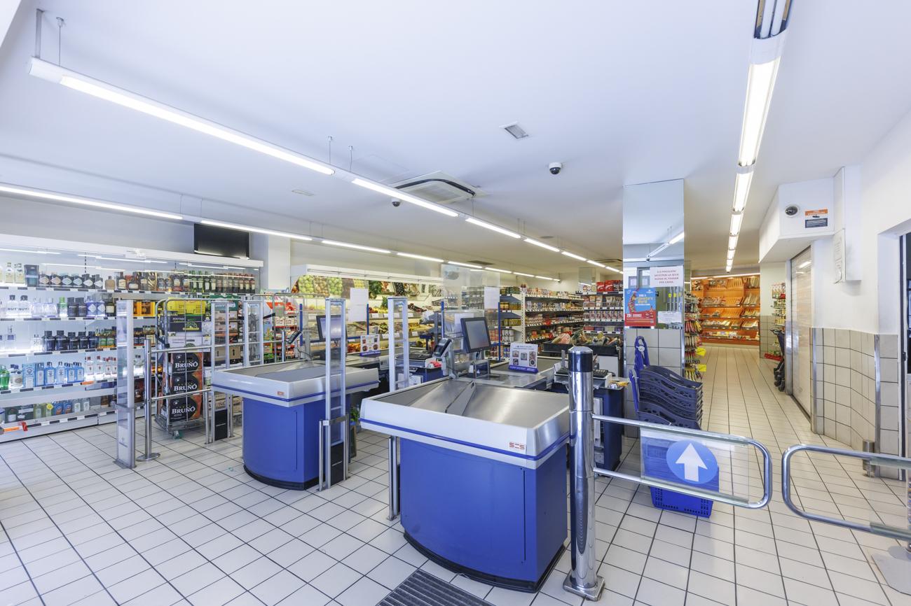 Supermercat Novavenda, productes d'alimentació i per la llar