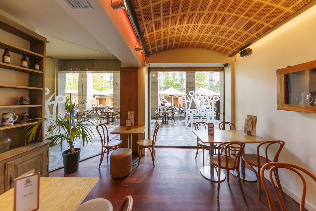 Bar restaurant