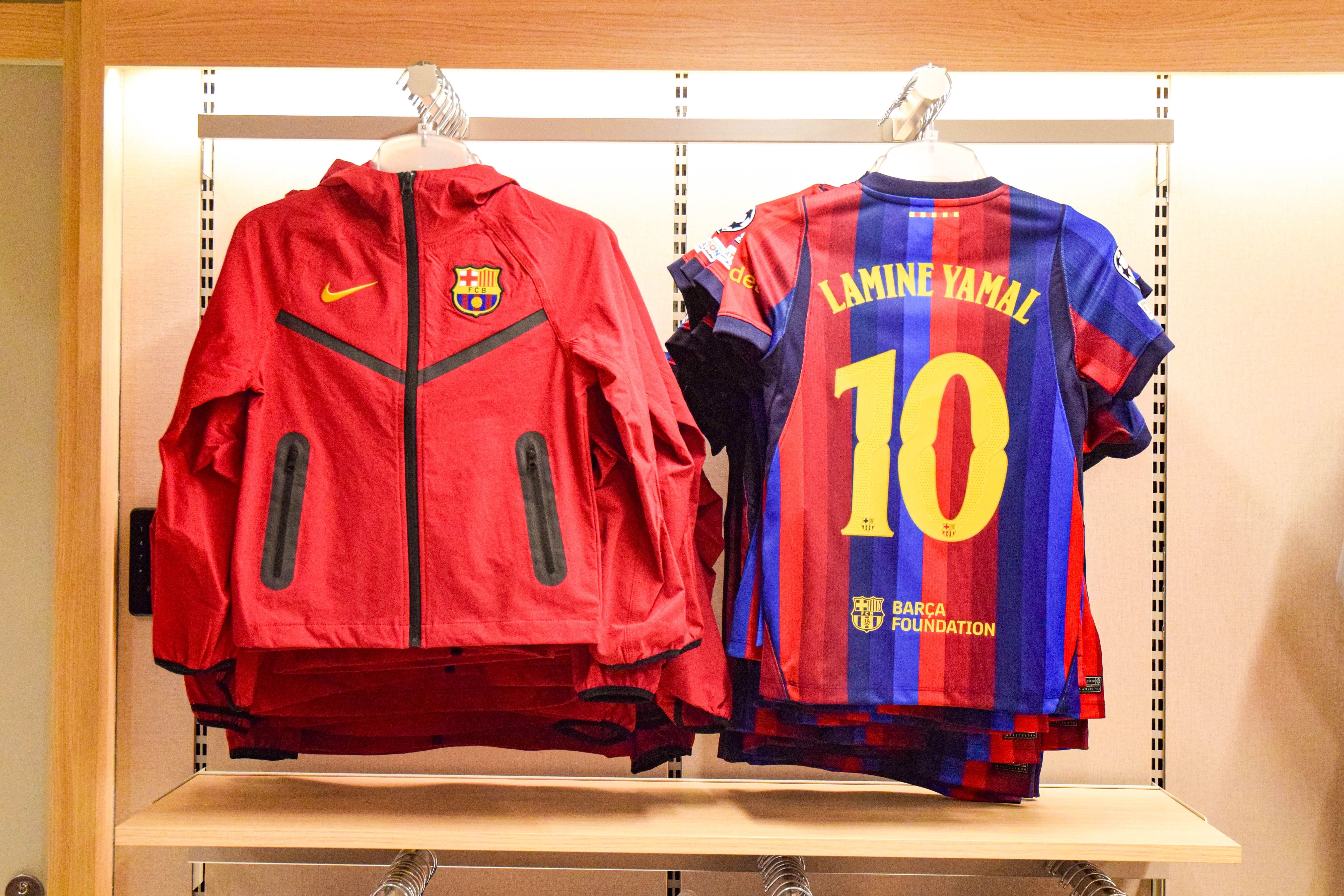 FC BARCELONA