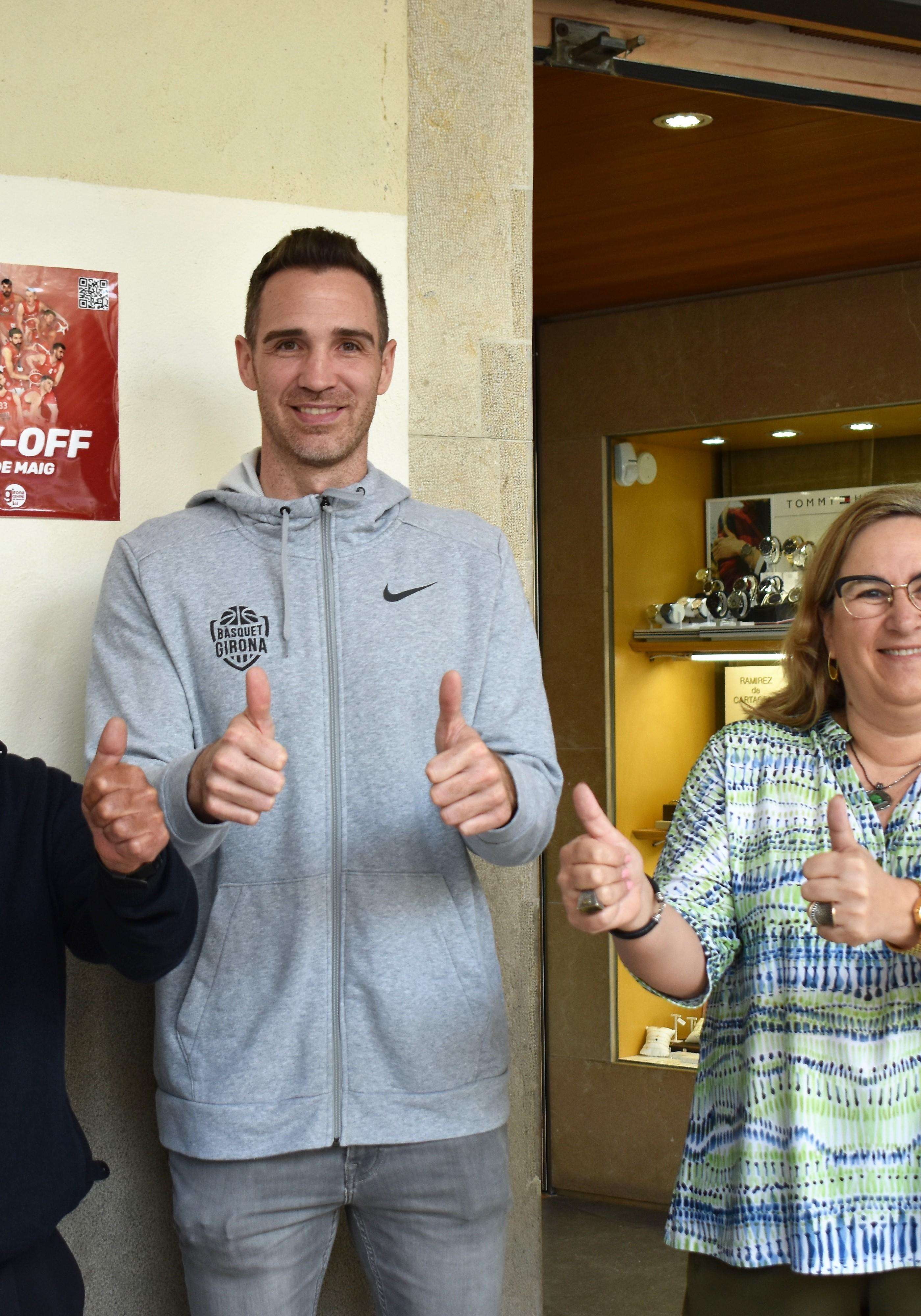 Girona Centre dona suport al Bàsquet Girona pel play-off d'ascens