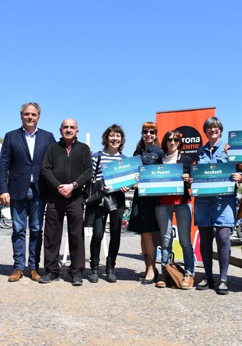 Plàstic Store, guanyador del primer concurs d’aparadors musicals de Girona